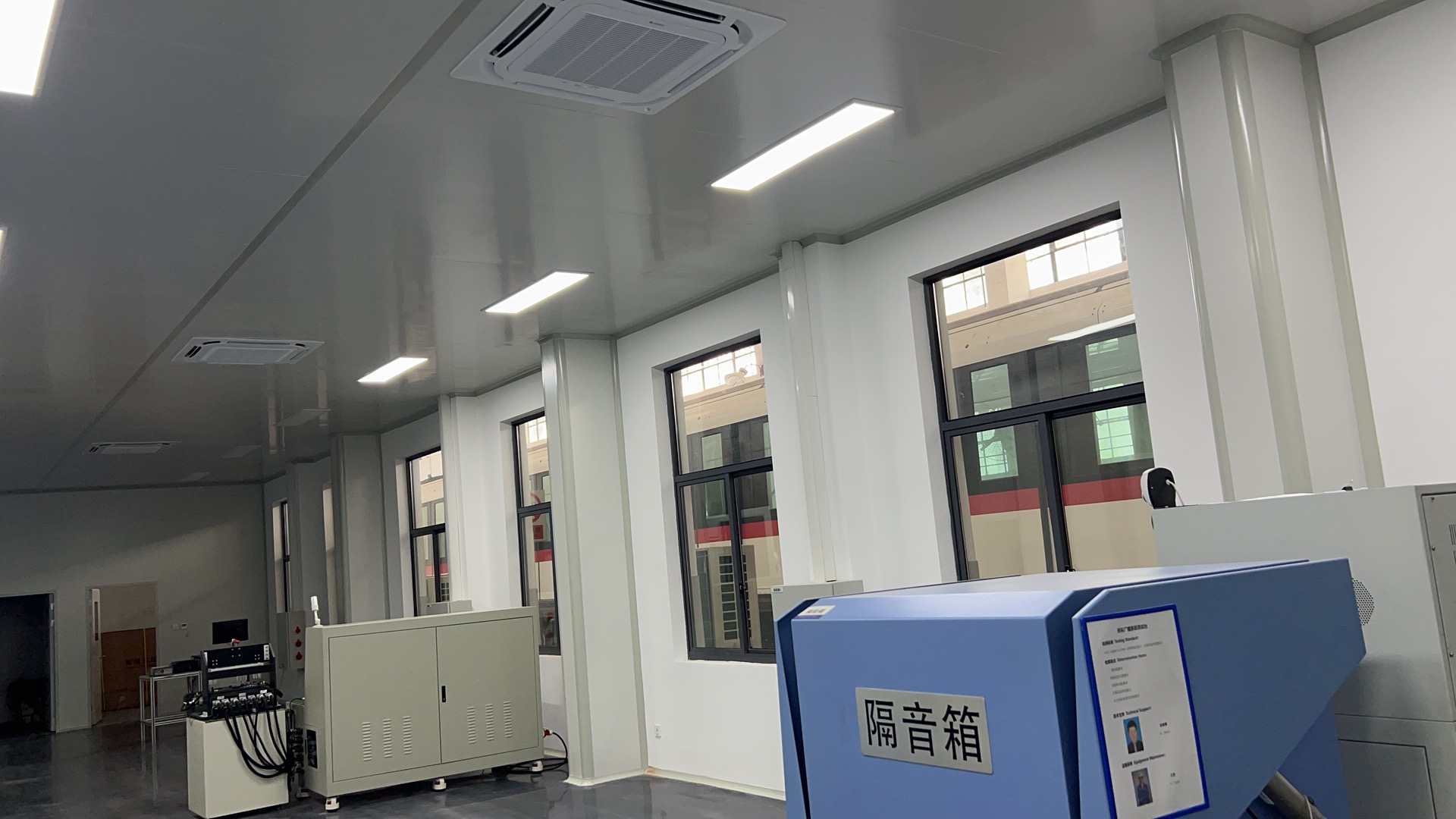 中林綠適服務(wù)地鐵電科電控裝備事業(yè)部生產(chǎn)作業(yè)辦公（二期）格力中央空調(diào)工程